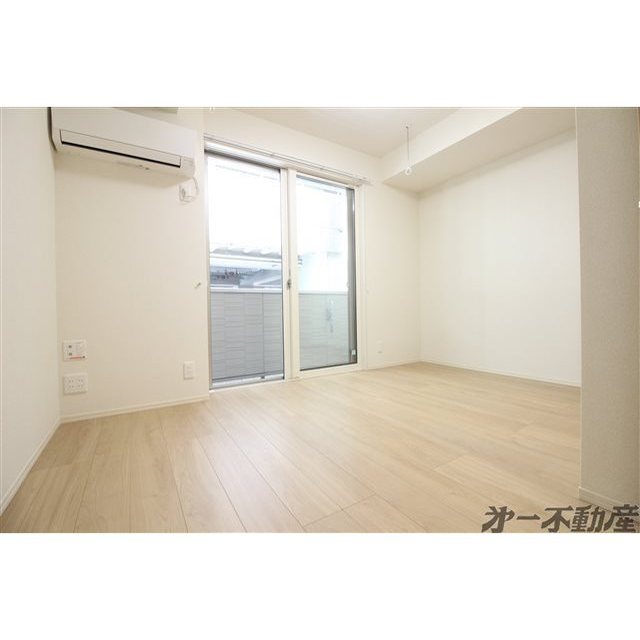 建物外観　洋室