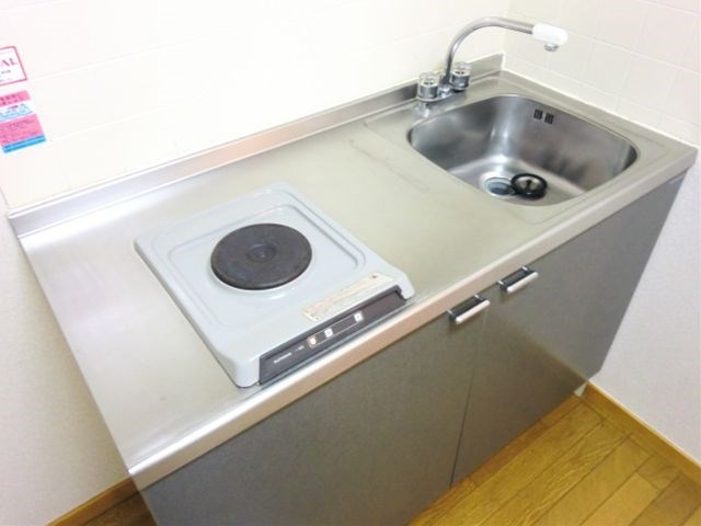 キッチン　電気コンロ