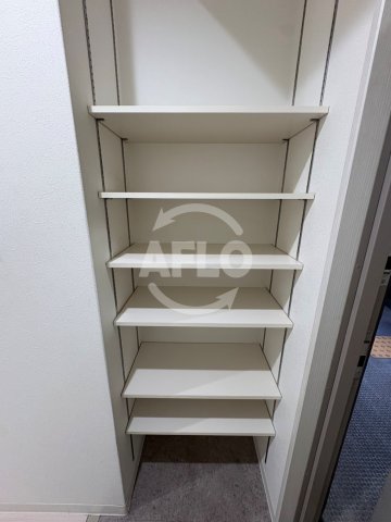 収納　シャトー・デ・シリウス　収納