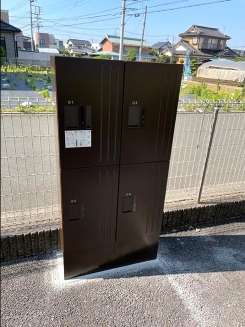 ロビー　宅配ボックス