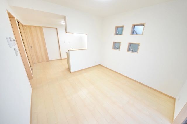 居室・リビング　～広々お部屋で気持ちいい～