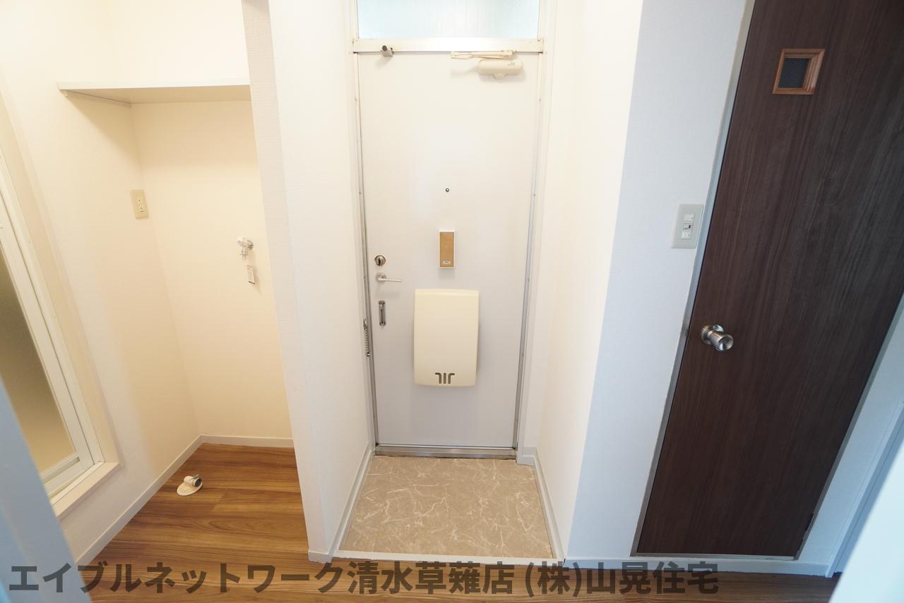 玄関　明るい玄関です