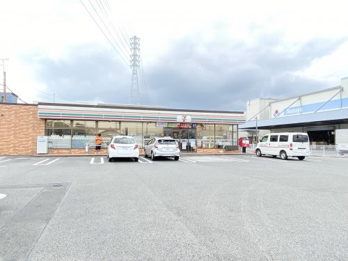 コンビニ　セブンイレブン 清水長崎店（コンビニ）まで529m