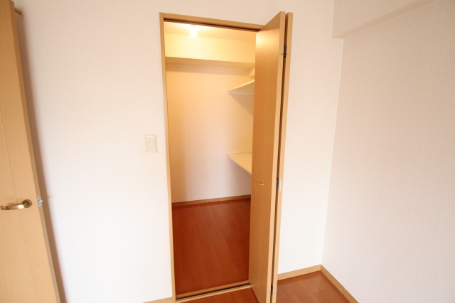 収納　※別室の参考写真の為、現況優先です。