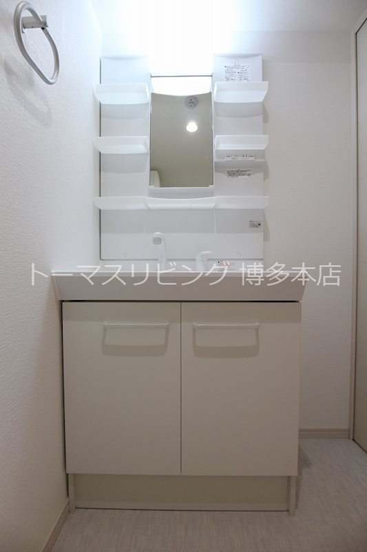 洗面設備　※別号室の参考写真になります。