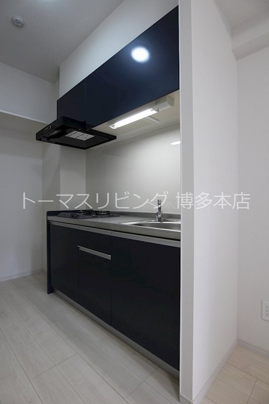 キッチン　※別号室の参考写真になります。
