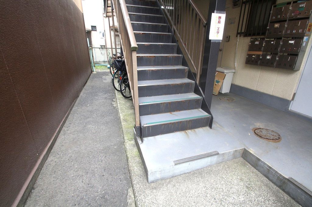 ロビー　バルコニー