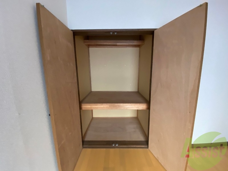 収納　寝室の収納です。部屋がすっきり片付きます。