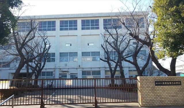 小学校　横浜市立港南台第二小学校（小学校）まで902m