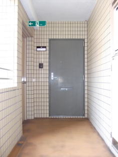 セキュリティ　都市ガス対応バス追焚で経済的　12階南向き角部屋陽当たり良好