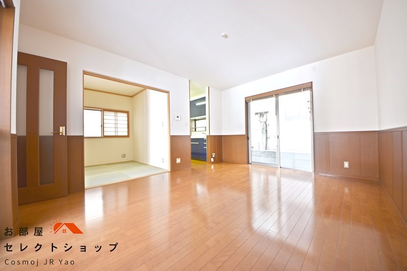 西山本町7丁目貸家の居間写真