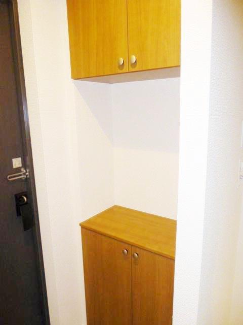 玄関　同仕様参考写真