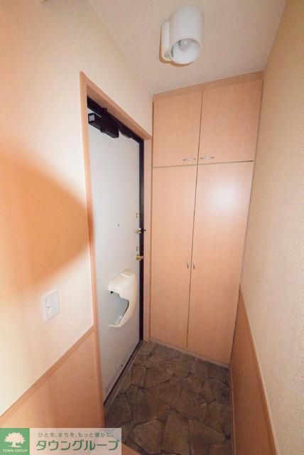 玄関　お部屋探しは【タウンハウジング蘇我店】にお任せ下さい♪