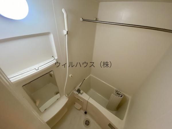 バス・シャワールーム　キレイな浴室！