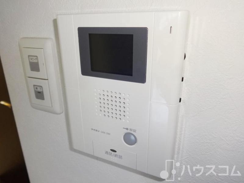 セキュリティ　モニター付きインターホンです。