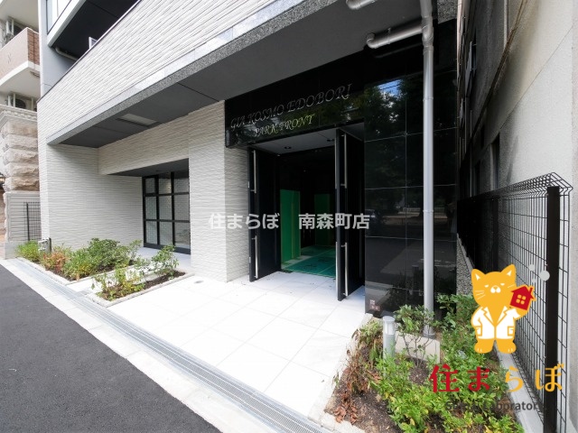 エントランス　共用部の印象も大切に
