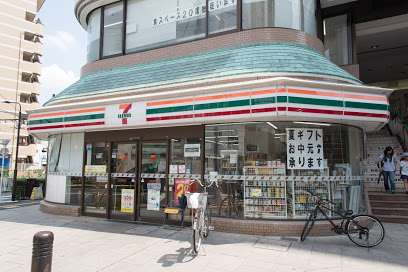 コンビニ　セブンイレブン 京成町屋駅前店（コンビニ）まで479m
