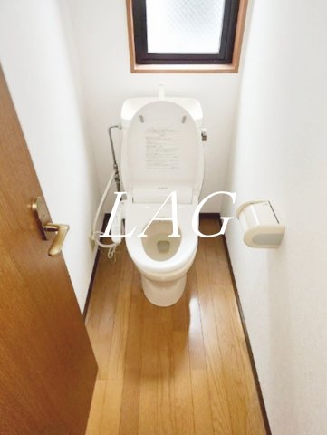 都営浅草線 中延駅 徒歩3分 4階建 築27年のトイレ写真