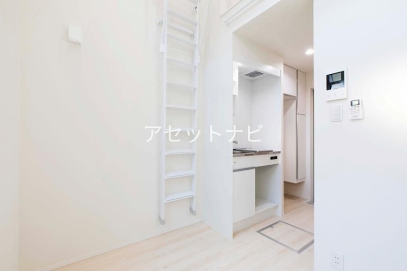 居室・リビング　※別部屋参考写真