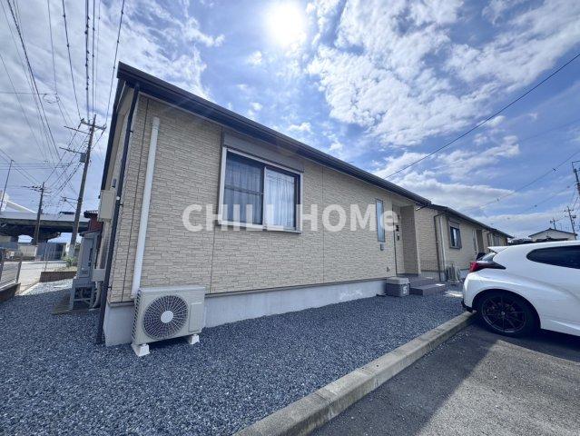 エントランス　当社、チルホームのHPもご覧ください(^^)/物件情報多数♪