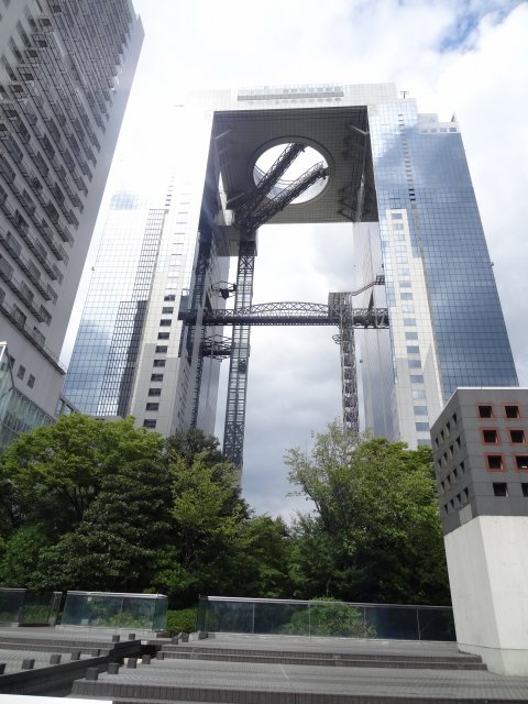 その他　梅田スカイビル空中庭園展望台（その他）まで217m