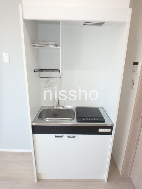 キッチン　コンパクトで使いやすいキッチン、IHコンロ1口付！