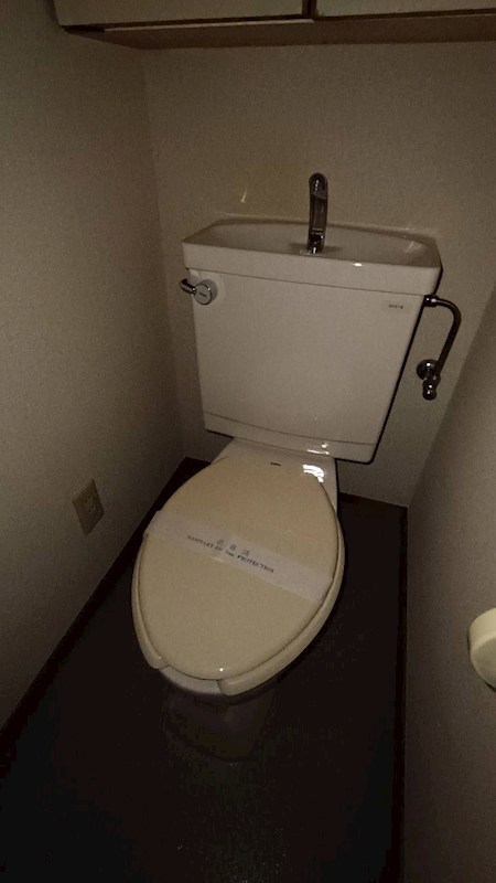 アルビオンシティ厚木関口のトイレ写真