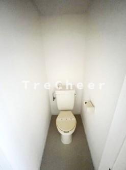 小田急線 千歳船橋駅 徒歩10分 2階建 築40年のトイレ写真