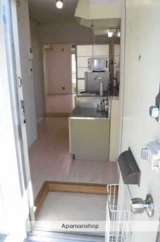 ＪＲ東海道本線 戸塚駅 徒歩19分 2階建 築41年の玄関写真