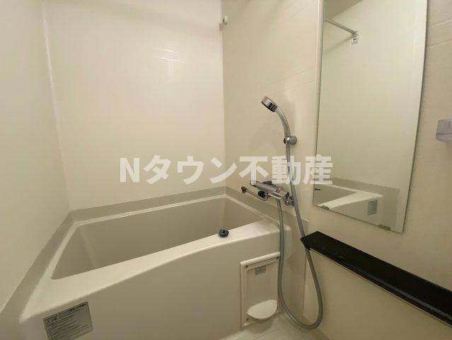 バス・シャワールーム　ゆったり過ごせるお風呂です