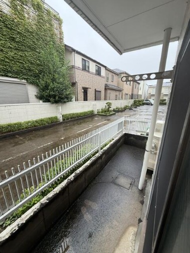 ＪＲ総武線 下総中山駅 徒歩4分 3階建 築39年の内装写真