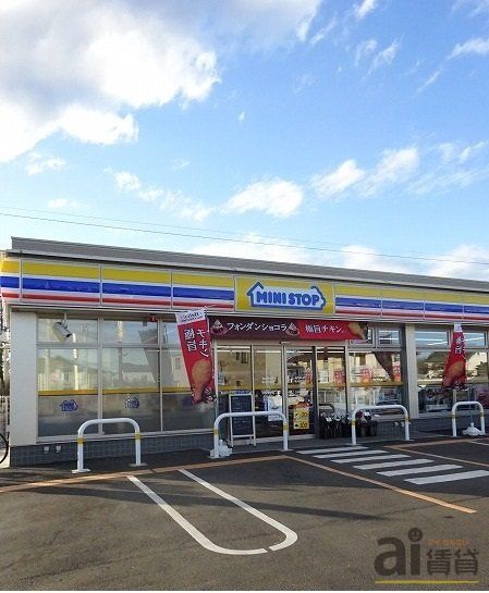 コンビニ　ミニストップ東大和芋窪店（コンビニ）まで760m