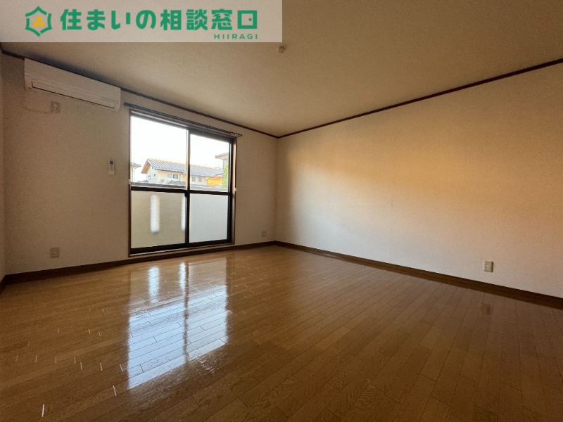 ＪＲ東海道本線 岡崎駅 徒歩25分 2階建 築26年の居間写真