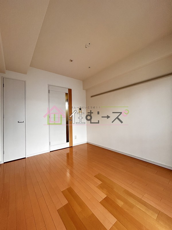 プレサンス難波EASTモダニティの居間写真