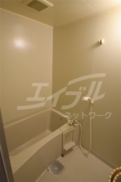メイグリーンの風呂写真