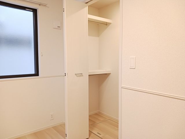 クレメント高岡Bの内装写真