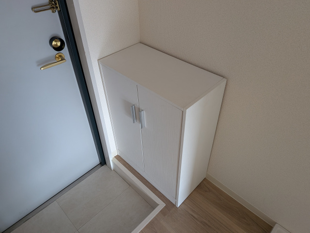 玄関　別部屋の参考写真です。