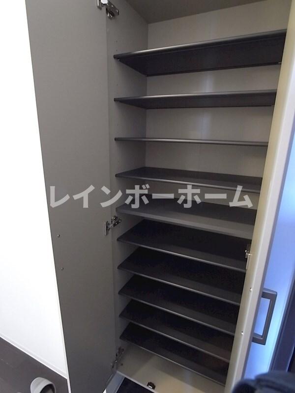 玄関　ゆったりとした玄関です