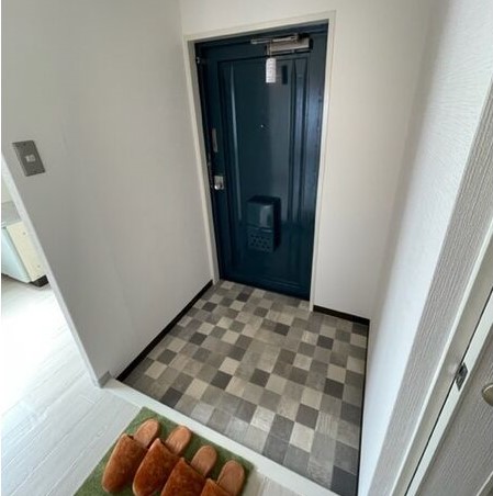 シャトー大広の玄関写真