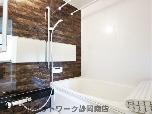 バス・シャワールーム　きれいなお風呂です