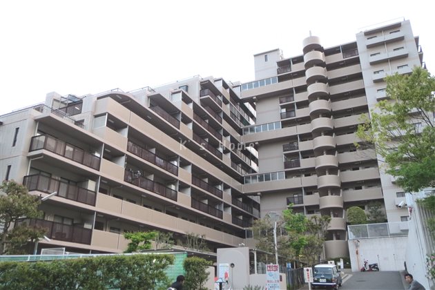神戸市長田区林山町のマンションの建物外観