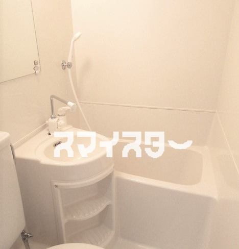 【立川市富士見町のマンションの洗面設備】