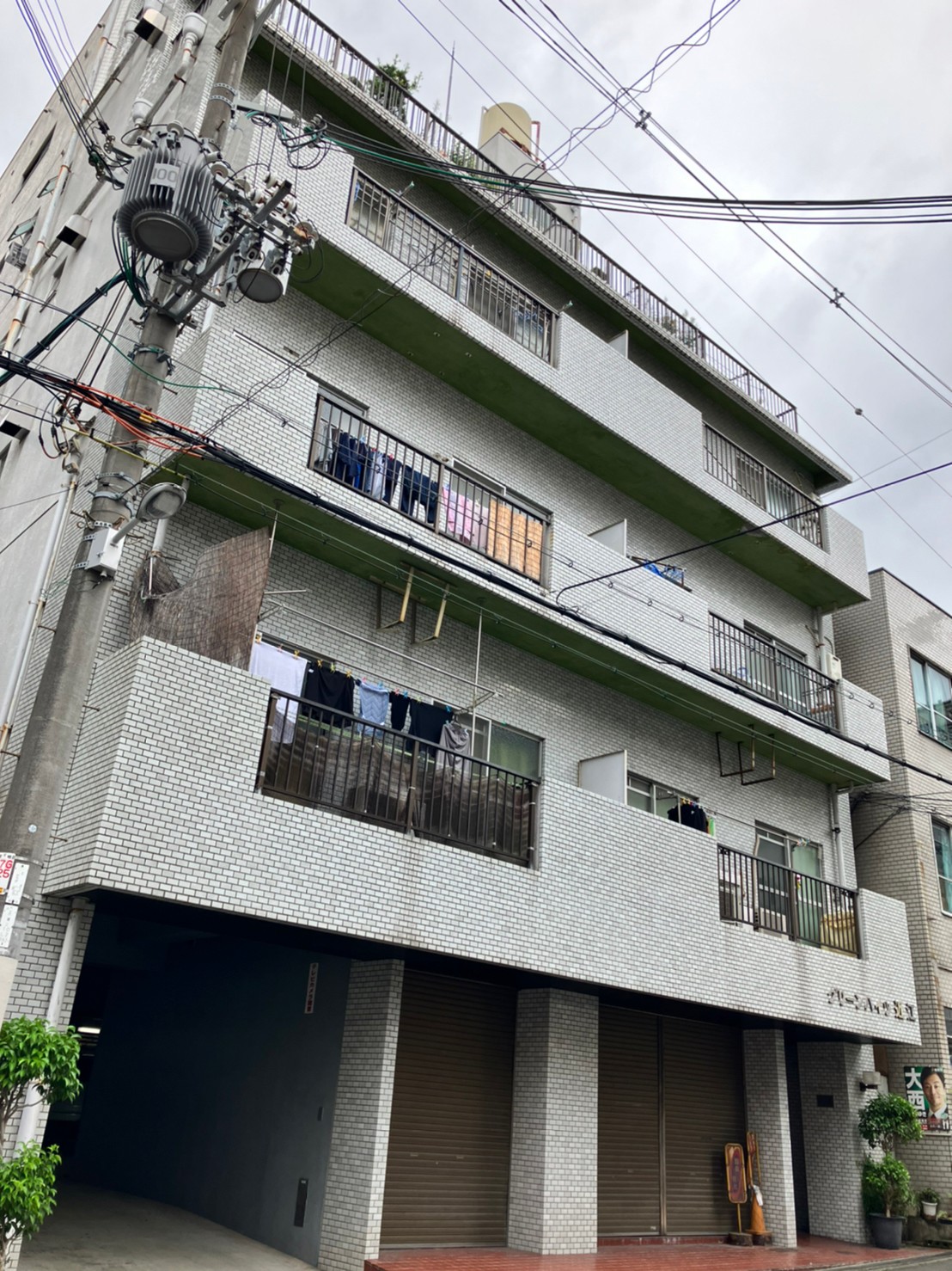 大阪市天王寺区大道のマンションの建物外観