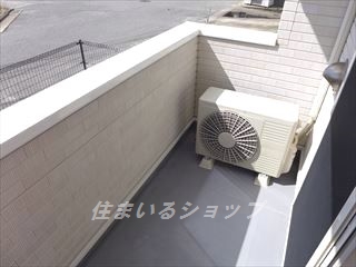 【広島市安佐北区可部南のアパートのバルコニー】