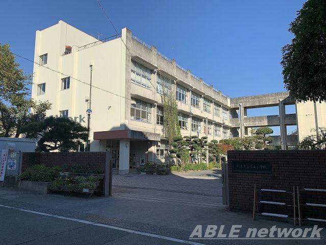 【熊本市中央区帯山のマンションの小学校】