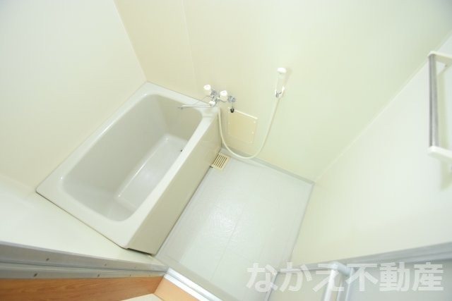 バス・シャワールーム　お風呂で日々の疲れを落としましょう