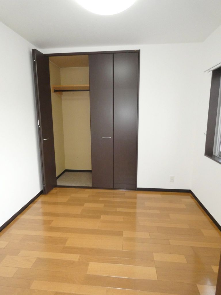 収納　1F洋室4.5帖