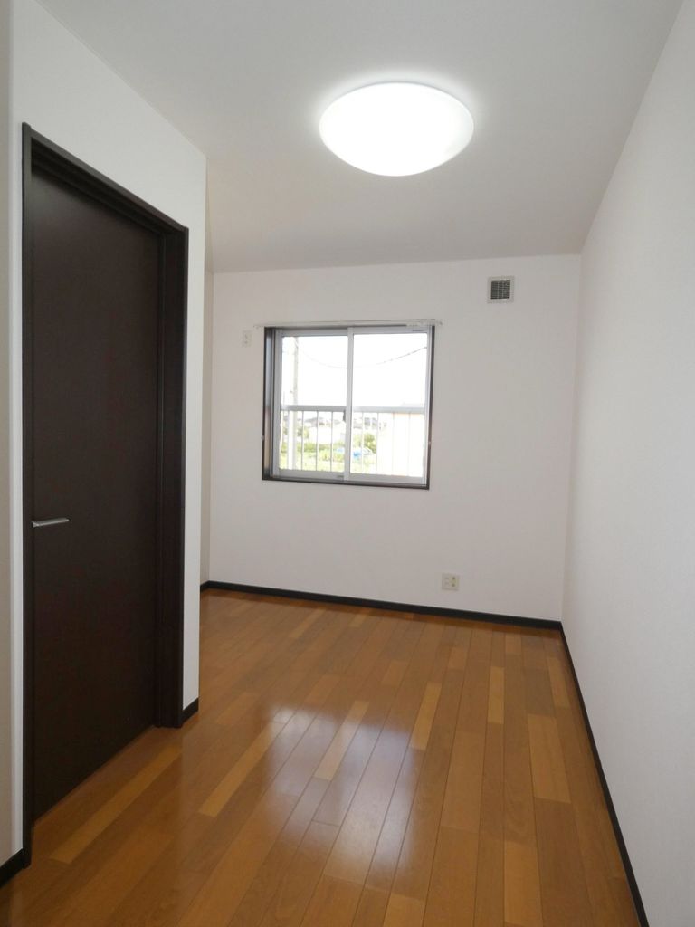 その他　2F洋室5帖