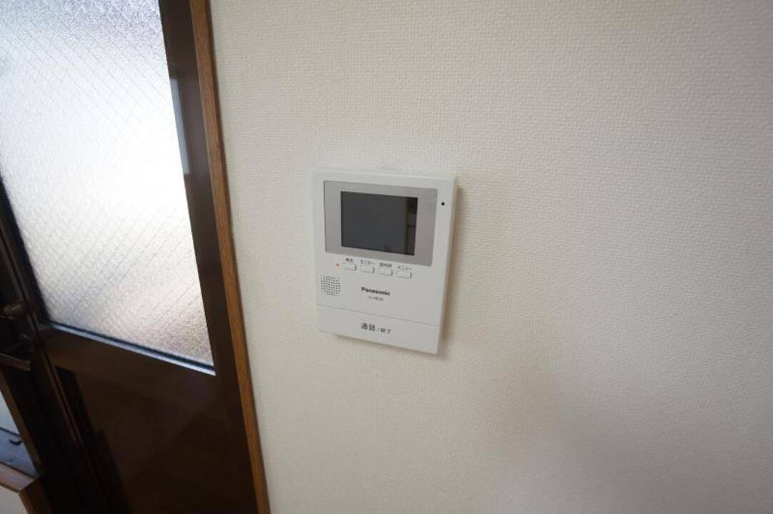 【松山市西一万町のマンションのセキュリティ】