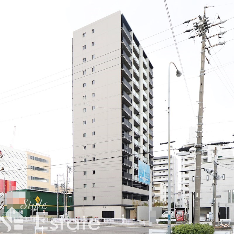 【名古屋市中村区亀島のマンションの建物外観】